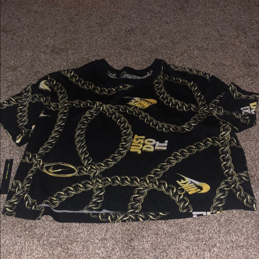 BNWT Nike Crop Shirt